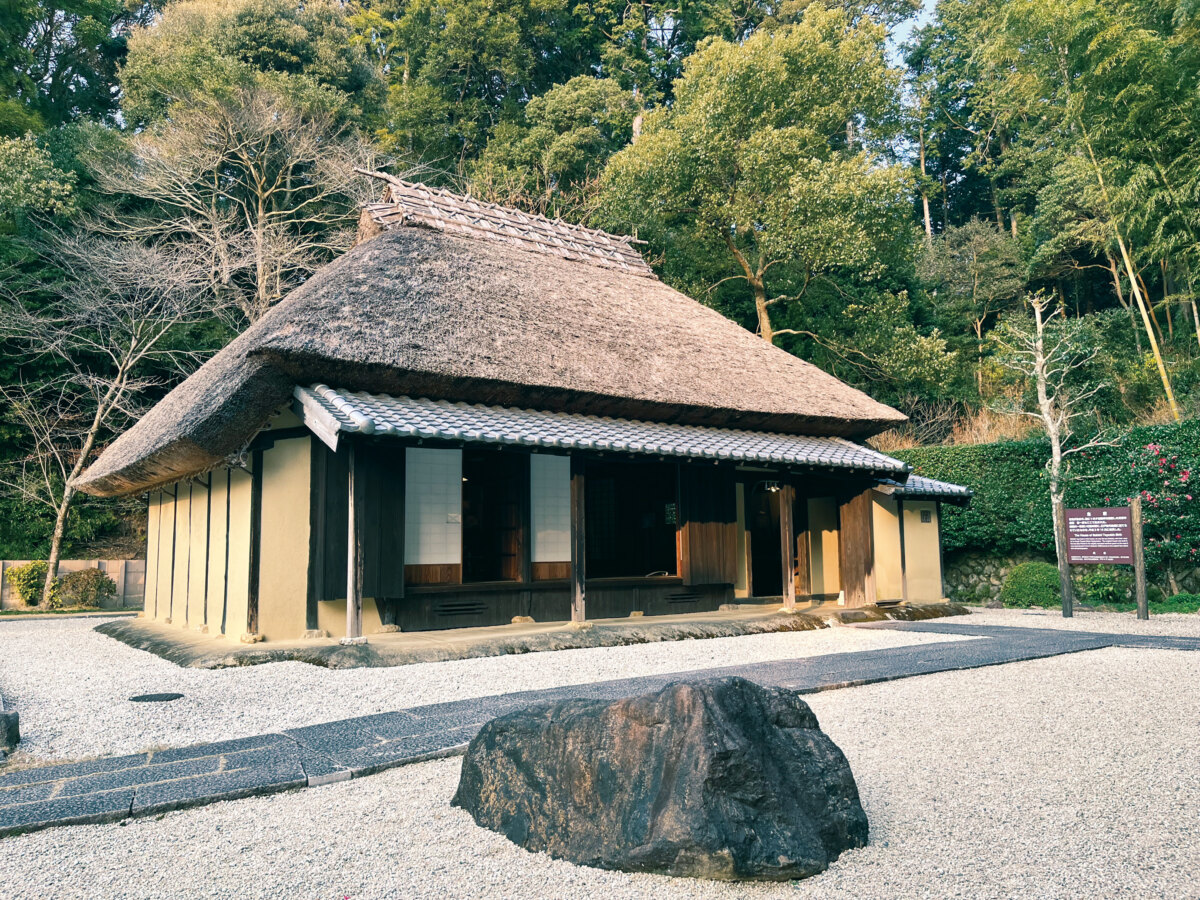 記念館敷地内にある佐吉翁の生家